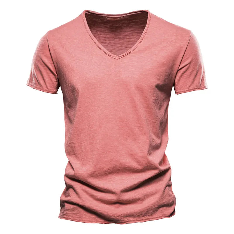 T-shirt homme col V ajusté – manches courtes et style épuré