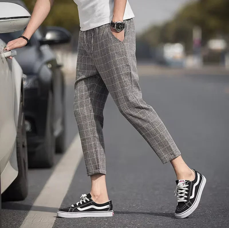 Pantalon  à carreaux 7/8e – coupe décontractée chic et urbaine