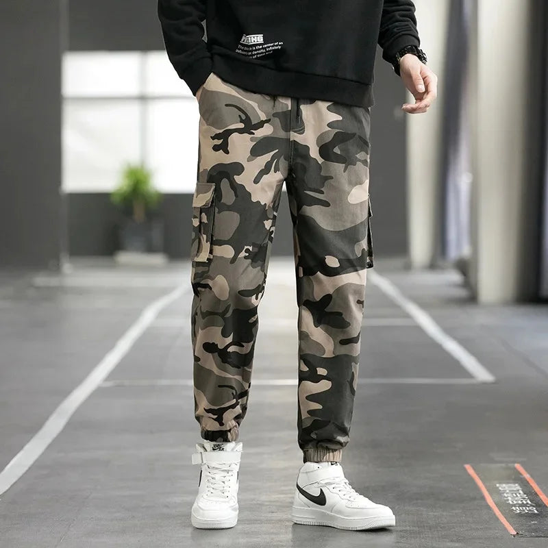 Pantalon cargo style tactique