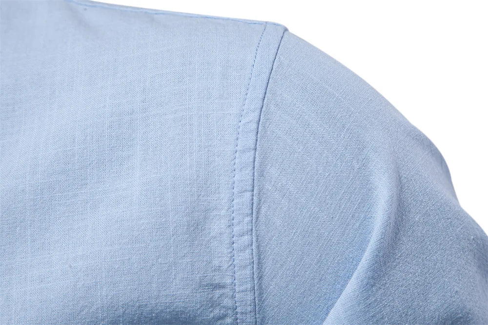 Chemise col mao ajustée – manches longues et boutonnière contrastée