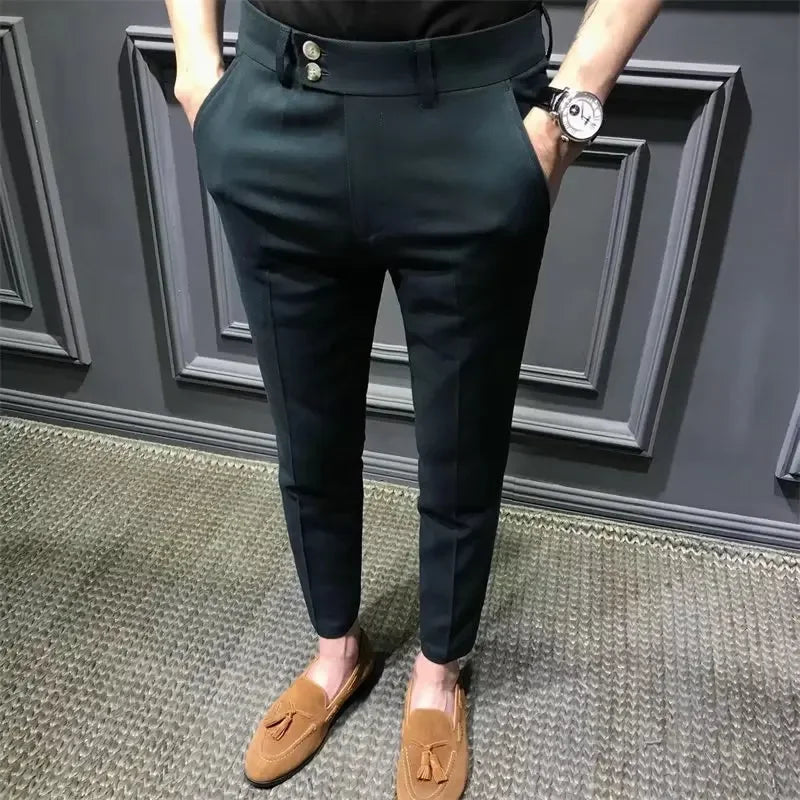 Pantalon décontracté coupe cintrée